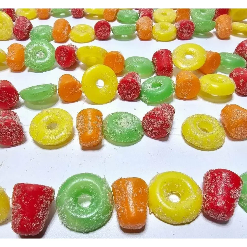 Vintage Sugared Candy Christmas Garland Plastic Blow Mold 110